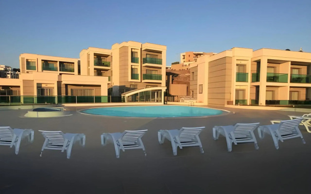 Royal Palm Residence