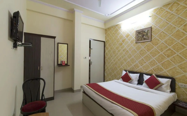 Oyo 8819 Hotel Shiv Aangan