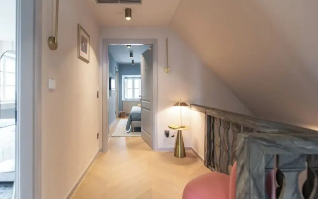 Spindler Luxury rooms by DuHomes