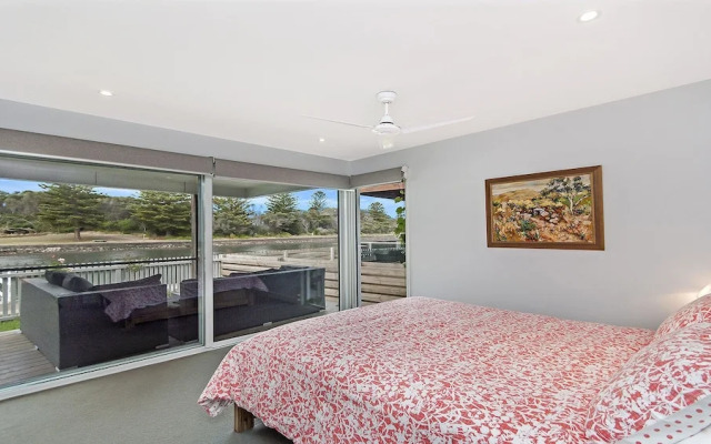 Somerset On Moyne Apt