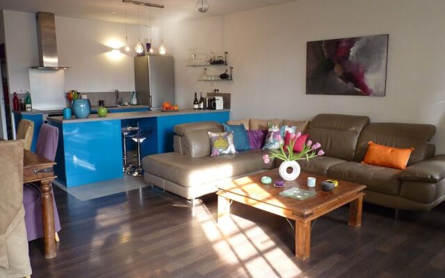 Domaine de Rhodes - Locations de Vacances / Vacation Rentals