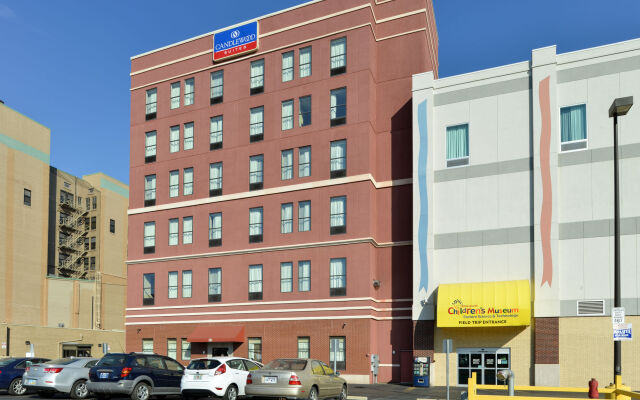 Candlewood Suites Terre Haute, an IHG Hotel