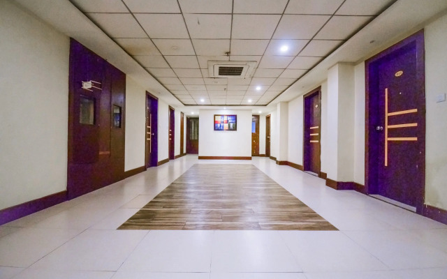 Hotel Amba International by OYO Rooms