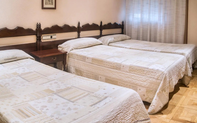 Hotel Residencia Castellano I