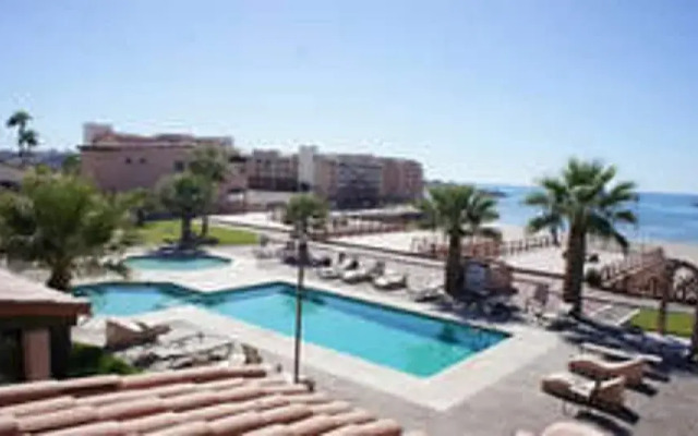 Las Gaviotas 2BR 402 by Casago