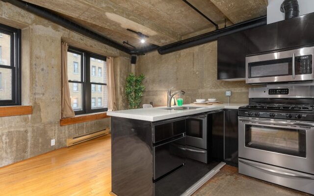 Sterling Suites - Gastown