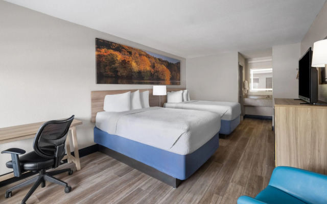 Days Inn by Wyndham Alma