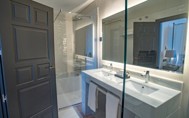 Hotel Soho Boutique Castillo Santa Catalina - Adults Recommended