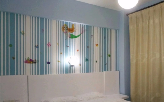 V8 Express Hotel Shangping St 7 Alley