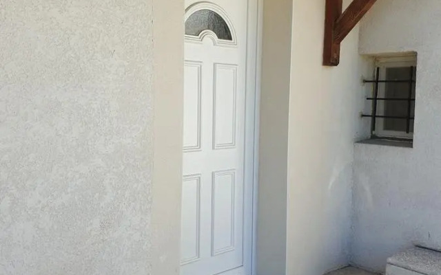 T1 Dans Maison Au Calme