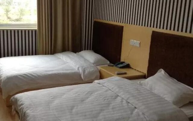 Golden Kylin Business Hotel