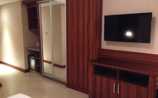 Central Park Tower Resort