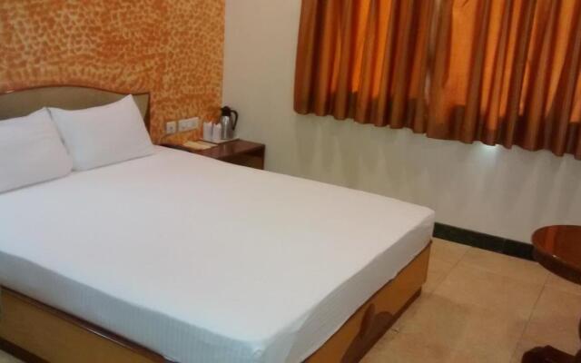 Wingston A Treehouse Hotel, Mathura