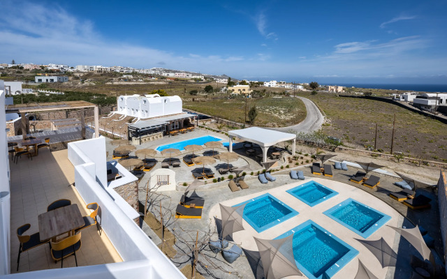 Aelia Luxury Suites Santorini