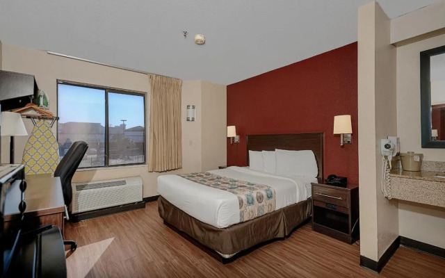 GreenTree Inn Houston IAH Airport