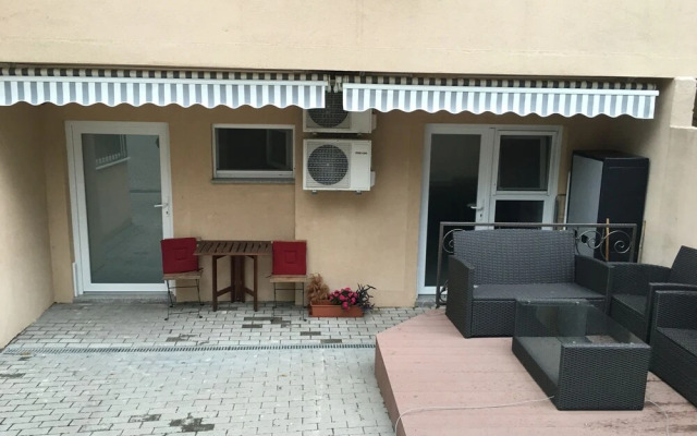 Bellus Studio Apartment