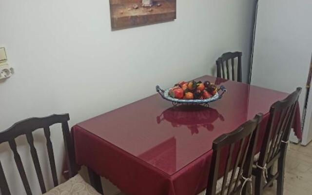 Comfortable apartment 100m from the sea