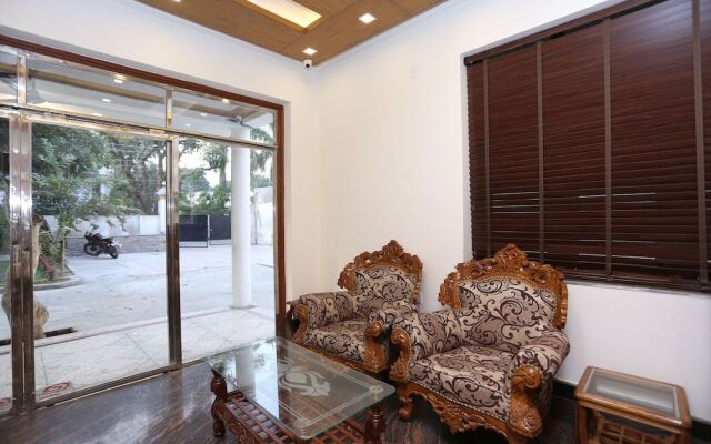 OYO 10448 Green View Home Stay