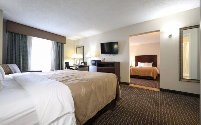 Copley Inn & Suites, Copley - Akron