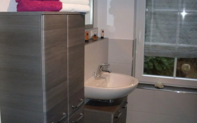 House Little Maddi Comfortable Vacation Home