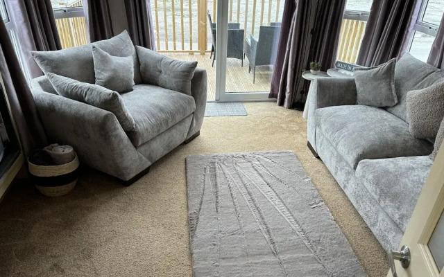 Tranquil Lodge Retreat in Preston Countryside