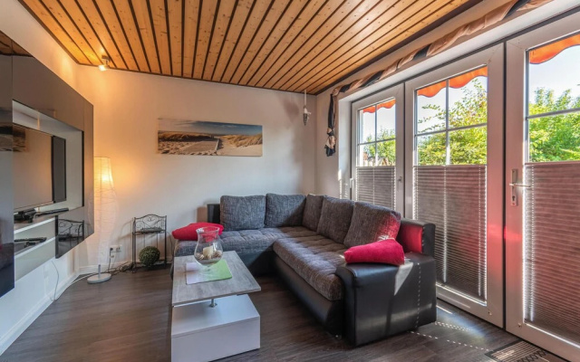 Amazing Apartment in Friedrichskoog With 2 Bedrooms and Wifi
