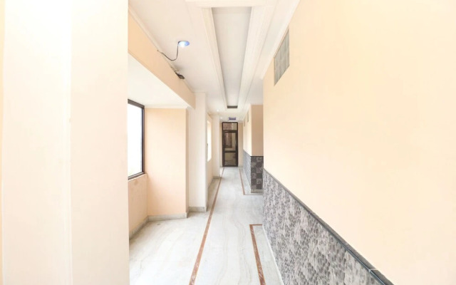 OYO 17381 Hotel City Look