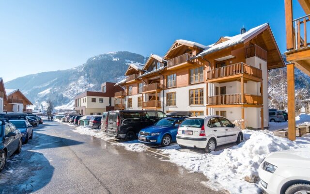 Fantastic Apartment In Rauris By The Forest