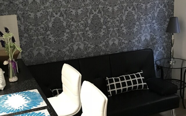 Shepherd Apartment