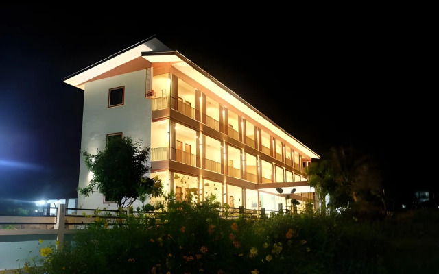 Yaibua Hotel