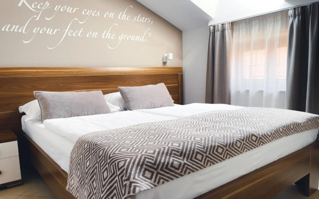 Apartments Vila Piranesi
