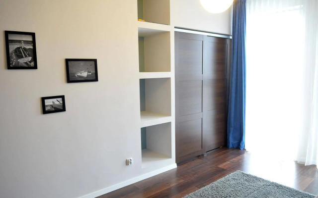 IRS ROYAL APARTMENTS - IRS Fregata