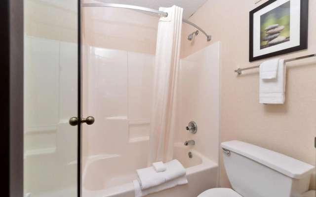 Quality Inn Macomb near University Area