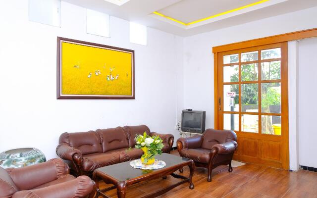 OYO 354 32 Guest House