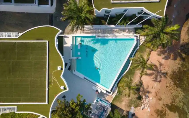 Ocean Beachfront Smart Unit