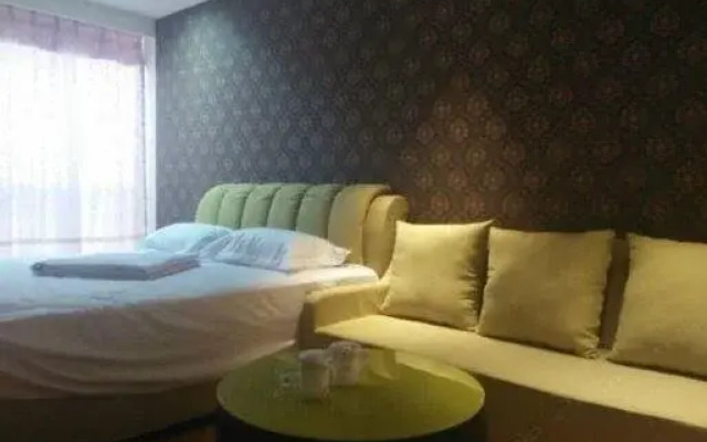 Dongsheng Square ApartHotel