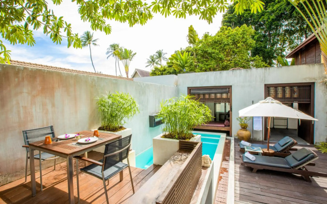 Pao Jin Poon Beach Front Villa