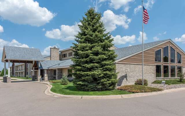 Quality Inn & Suites New Prague