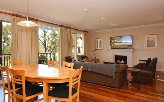 Villa 3br Bella Vista Resort Condo located within Cypress Lakes Resort (nothing is more central) – Guest Rooms – Pokolbin