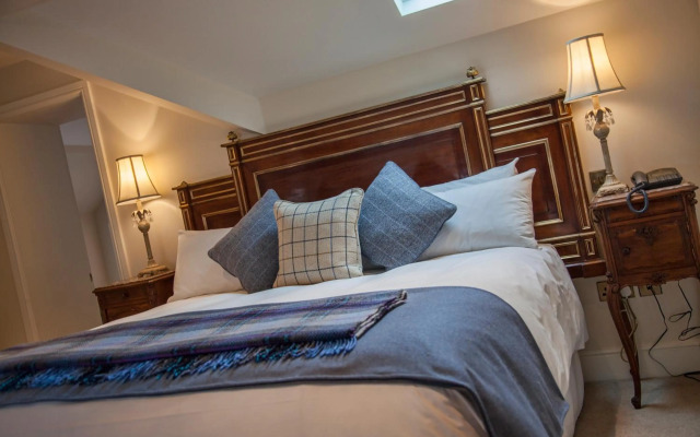 The Falcon Hotel