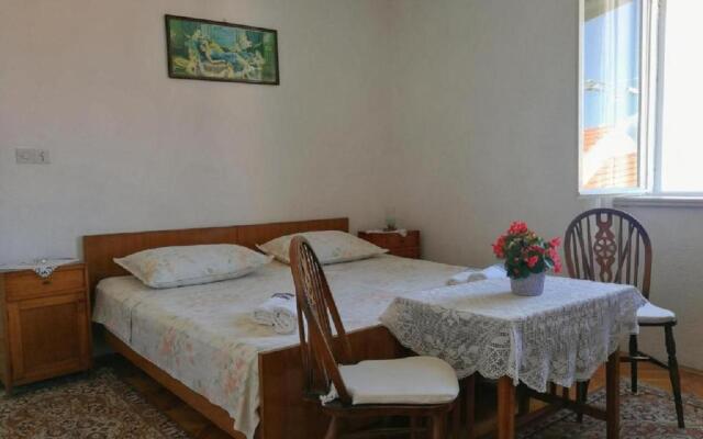 Rooms Liva - 60m from the sea