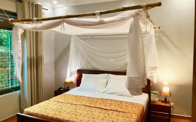 Heaven Restaurant & Boutique Hotel