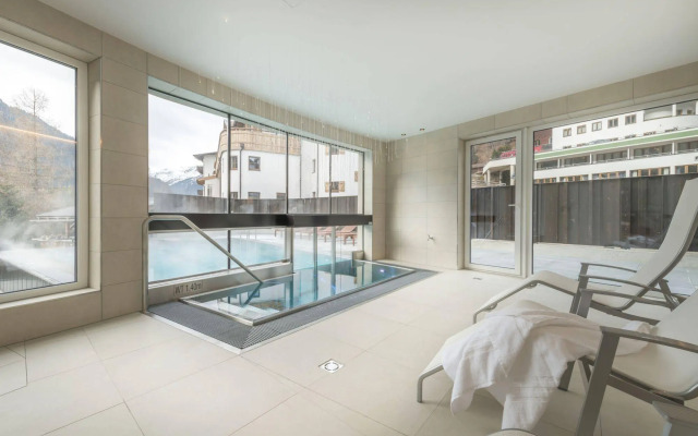Heart Hotel Grischuna