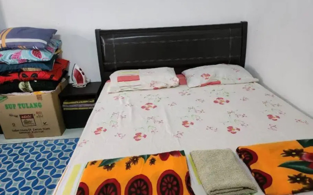COZY HOME KLIA SEPANG with Aircond and Free Wi-Fi