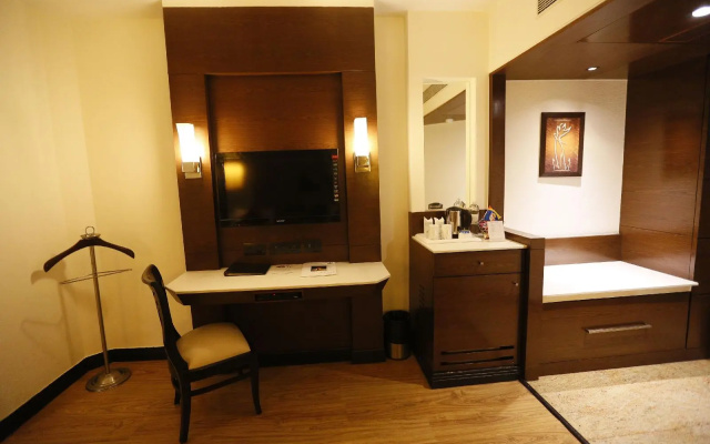 Hotel City Park Airport – Guest Rooms – Delhi