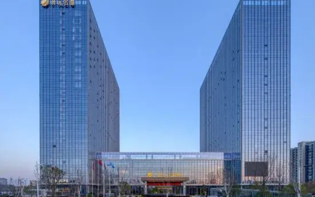 Grand New Century Hotel Guangde
