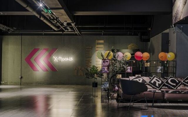 X Hotel