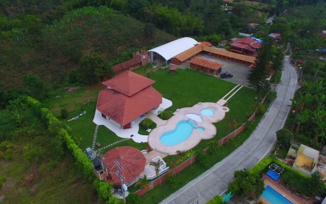 Hotel Villa Fabiola Mom