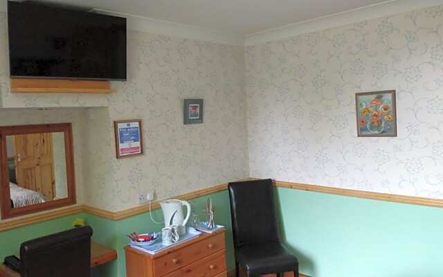 Hollingworth Lake Guest House Room Only Accommodation