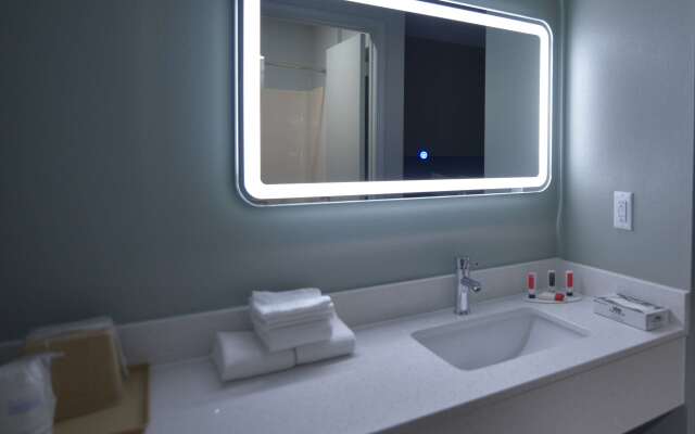 Baymont by Wyndham Pine Grove I-81